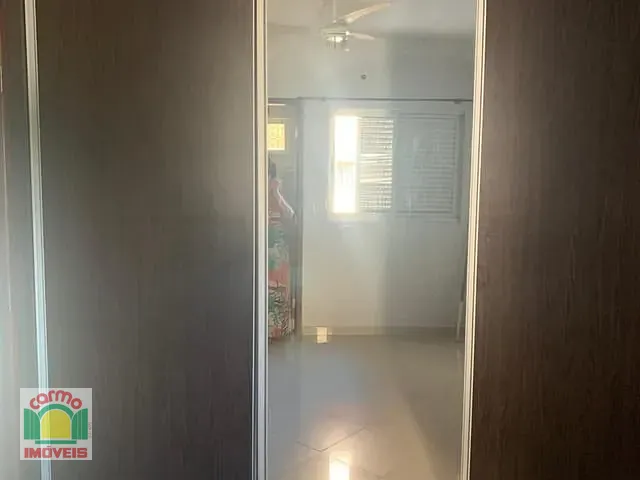 Apartamento 3 quartos e 2 banheiros, à venda, no bairro Centro em Anápolis