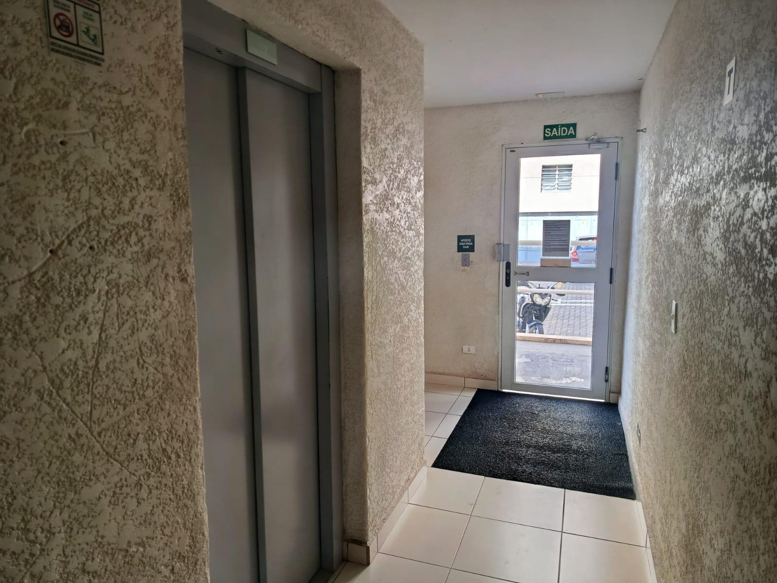 Apartamento à venda e aluguel com 2 quartos, 55m² - Foto 3