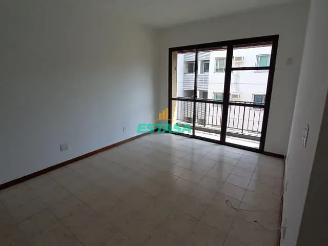 Apartamento 2 quartos e 1 banheiro, à venda, no bairro Freguesia (Jacarepaguá) em Rio de Janeiro