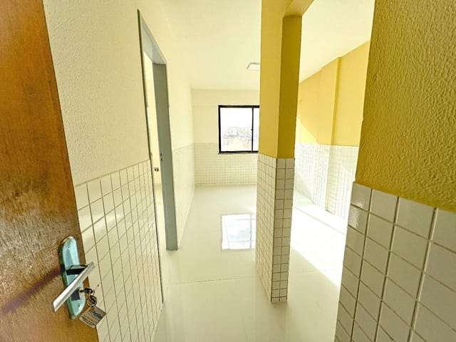 Apartamento 1 quarto e 1 banheiro, para alugar, no bairro Farolândia em Aracaju