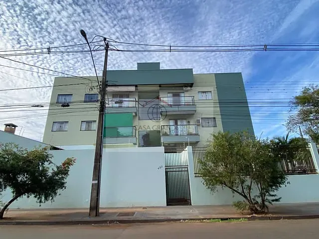 Apartamento com 112m² 2 quartos e 1 banheiro, à venda, no bairro Centro em Rolândia