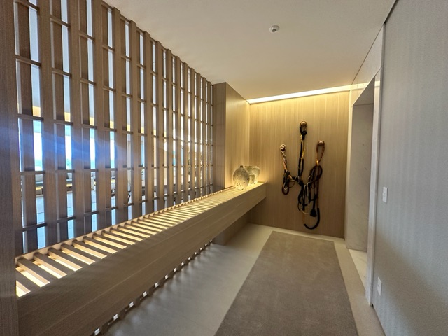 Apartamento com 571m² 4 quartos e 6 banheiros, à venda, no bairro Bela Suiça em Londrina