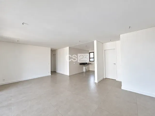 Apartamento com 245m² 3 quartos e 5 banheiros, à venda, no bairro Santa Rosa em Londrina
