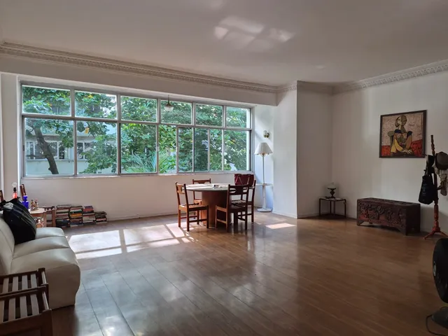 Foto do Apartamento - Apartamento 3 Quartos | 130 m² | Excelente Localização | Copacabana RJ por R$ 1.000.000 | Henrique Martins