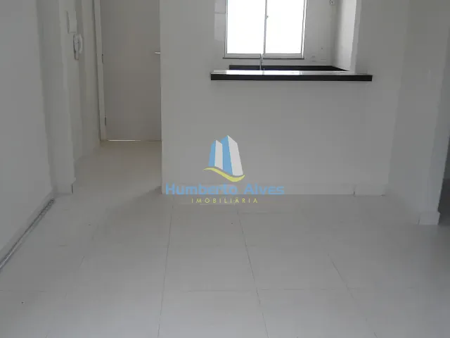 Apartamento 2 quartos e 1 banheiro, para alugar, no bairro Candeias em Vitória da Conquista