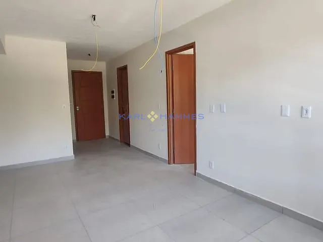 Apartamento com 60m² 1 quarto e 1 banheiro, para alugar, no bairro Corrêas em Petrópolis