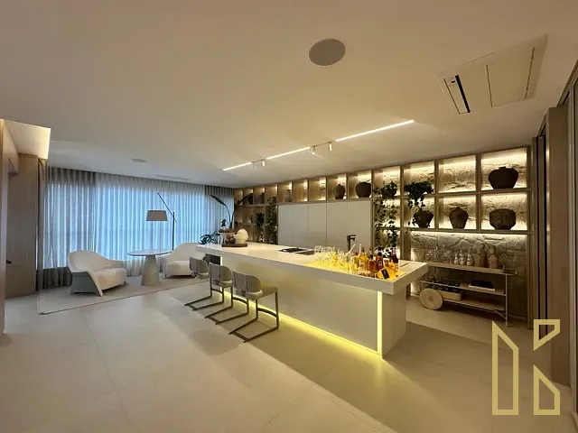 Apartamento com 571m² 4 quartos e 6 banheiros, à venda, no bairro Bela Suiça em Londrina