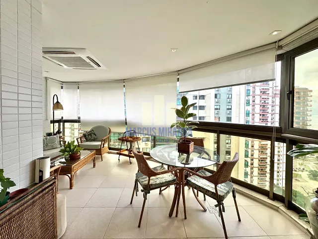 Apartamento com 136m² 3 quartos e 4 banheiros, à venda, no bairro Barra da Tijuca em Rio de Janeiro
