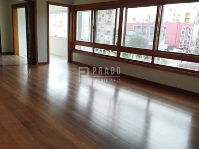 Apartamento 3 quartos e 3 banheiros, à venda, no bairro Centro em Pelotas