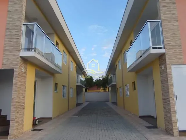 Apartamento com 50m² 2 quartos e 2 banheiros, à venda, no bairro Boraceia em Bertioga