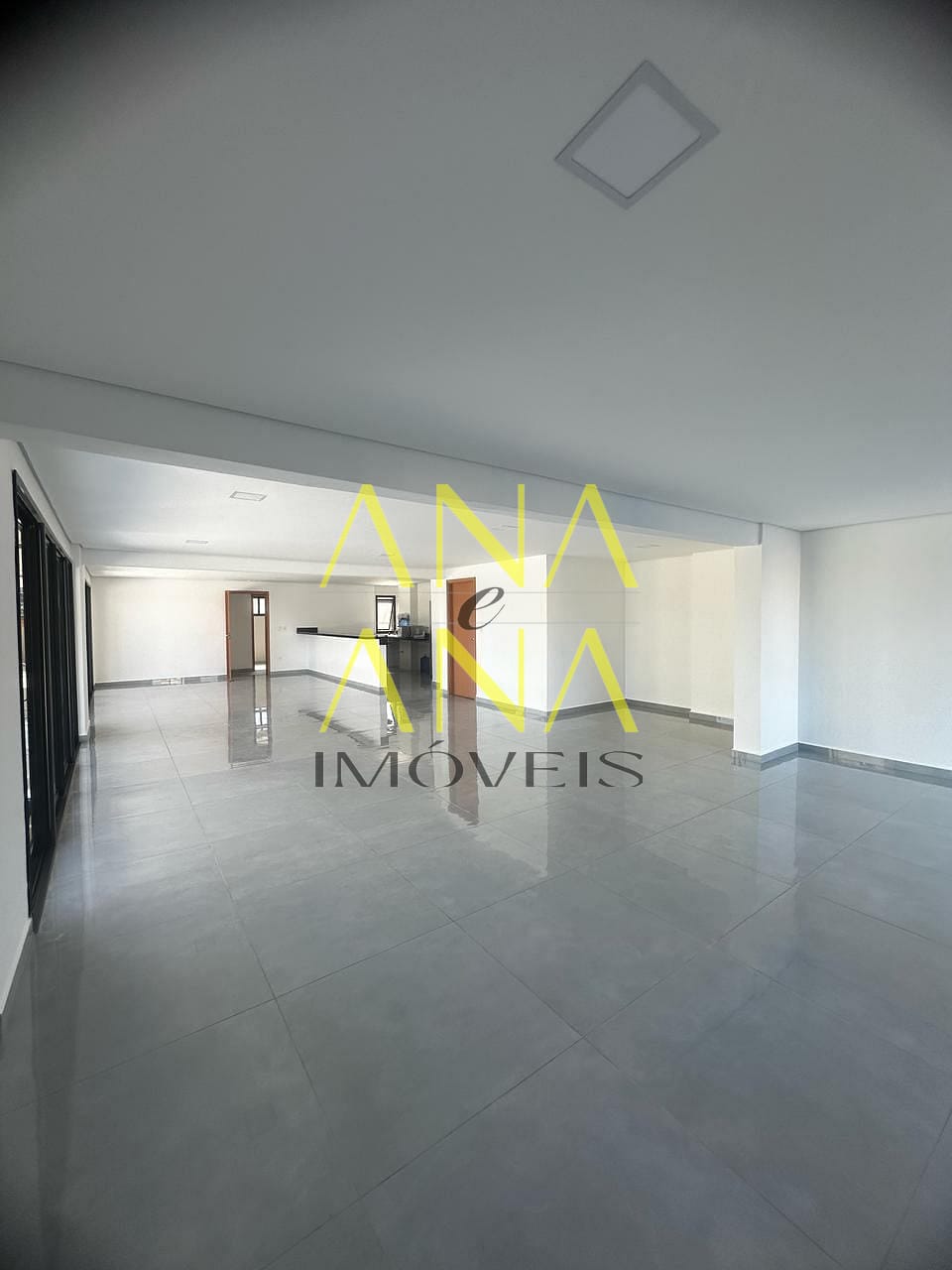 Apartamento para alugar com 2 quartos, 70m² - Foto 18