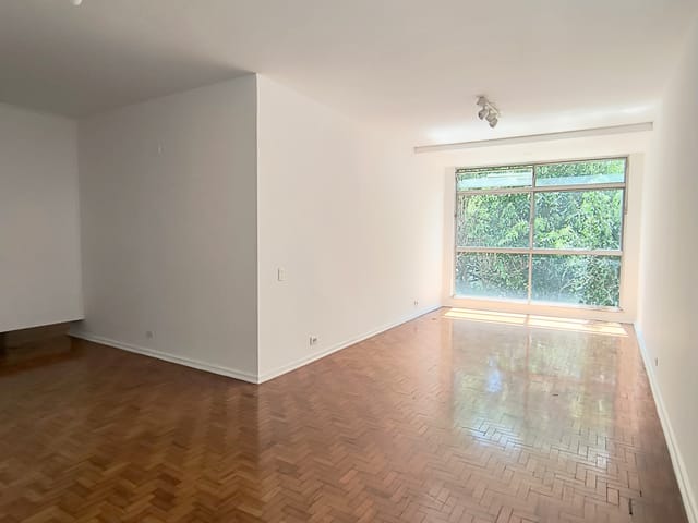 Apartamento com 221m² 3 quartos e 2 banheiros, à venda, no bairro Jardim Paulista em São Paulo