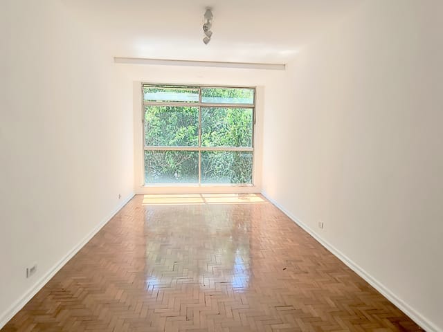 Apartamento com 221m² 3 quartos e 2 banheiros, à venda, no bairro Jardim Paulista em São Paulo
