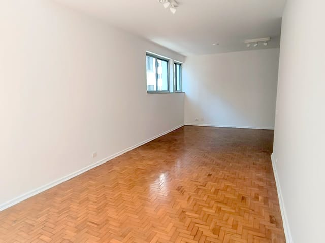 Apartamento com 221m² 3 quartos e 2 banheiros, à venda, no bairro Jardim Paulista em São Paulo