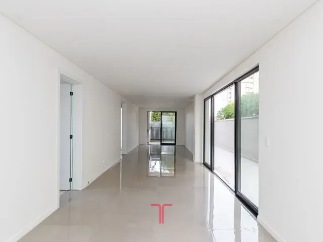 Apartamento 3 quartos e 2 banheiros, à venda, no bairro Capão Raso em Curitiba