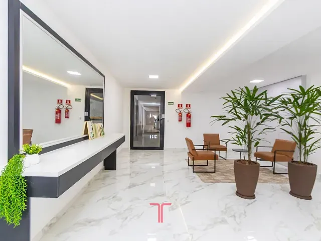 Apartamento 3 quartos e 2 banheiros, à venda, no bairro Capão Raso em Curitiba