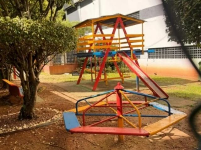 Apartamento 4 quartos e 4 banheiros, à venda, no bairro Pituba em Salvador