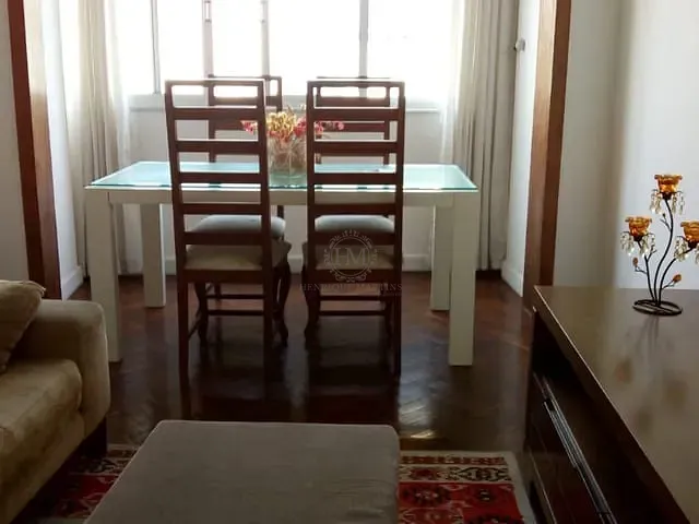 Apartamento com 106m² 2 quartos e 2 banheiros, à venda, no bairro Copacabana em Rio de Janeiro