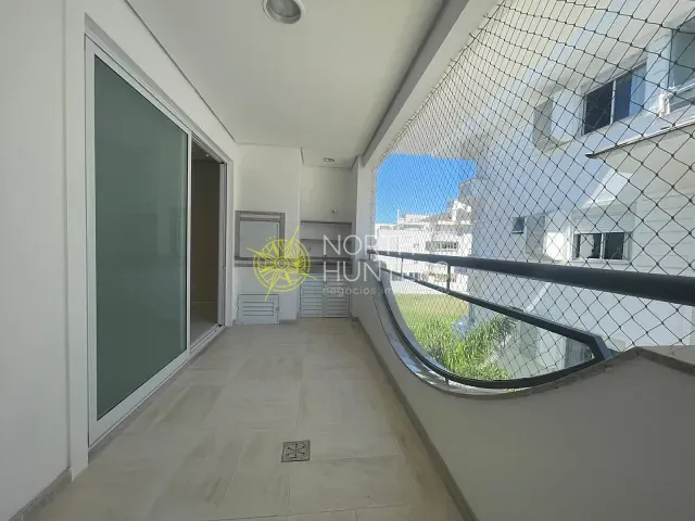 Apartamento com 177m² 3 quartos e 3 banheiros, à venda ou para alugar, no bairro Jurerê Internacional em Florianópolis