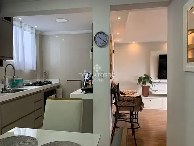 Apartamento com 52m² 3 quartos e 1 banheiro, à venda ou para alugar, no bairro Nossa Senhora de Fátima em Teresópolis