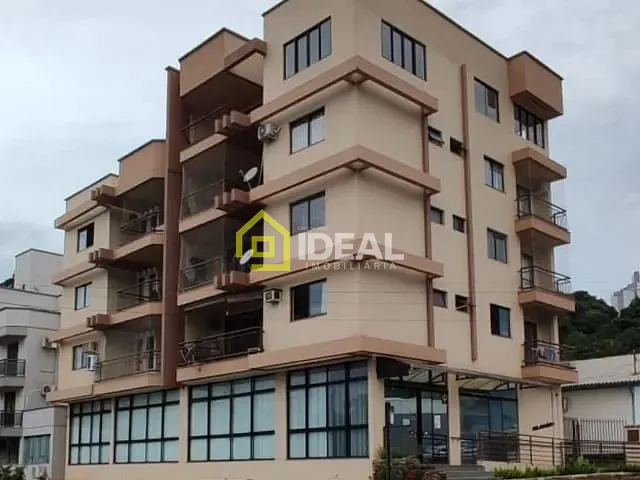 Apartamento 3 quartos e 2 banheiros, à venda, no bairro Centro em Concórdia
