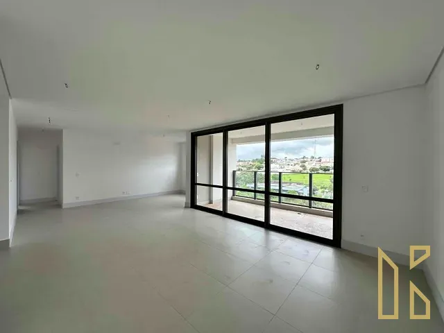 Apartamento com 231m² 2 quartos e 3 banheiros, à venda, no bairro Bela Suiça em Londrina