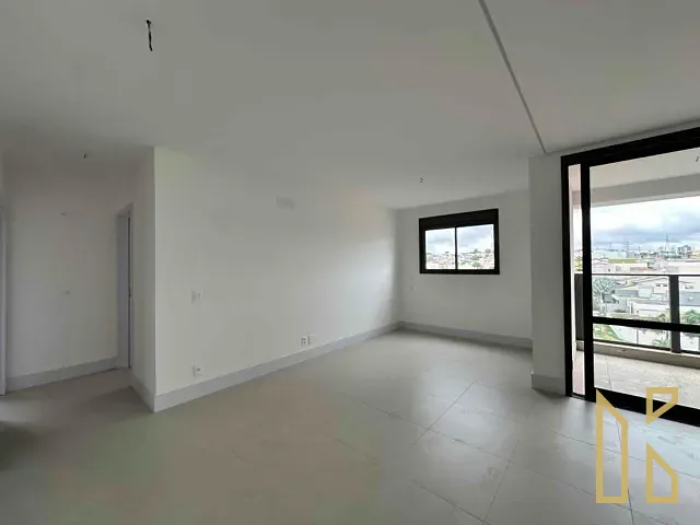 Apartamento com 231m² 2 quartos e 3 banheiros, à venda, no bairro Bela Suiça em Londrina
