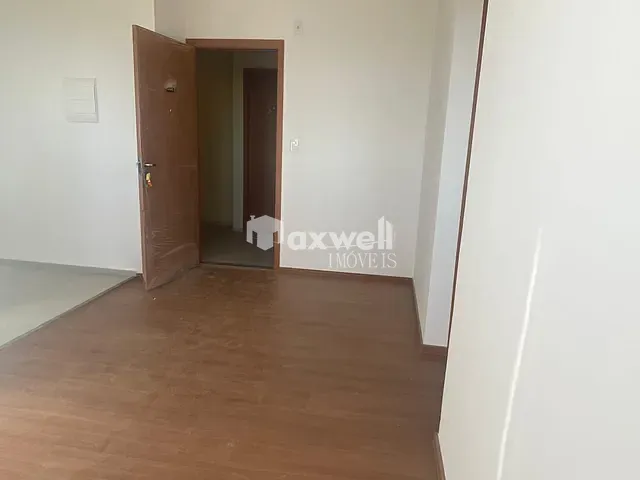 Apartamento 2 quartos e 1 banheiro, para alugar, no bairro Chácaras São Pedro em Aparecida de Goiânia