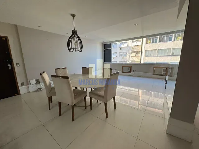 Apartamento 3 quartos e 2 banheiros, à venda, no bairro Copacabana em Rio de Janeiro