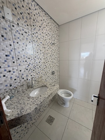 Apartamento 2 quartos e 1 banheiro, para alugar, no bairro Liberdade em Santa Luzia