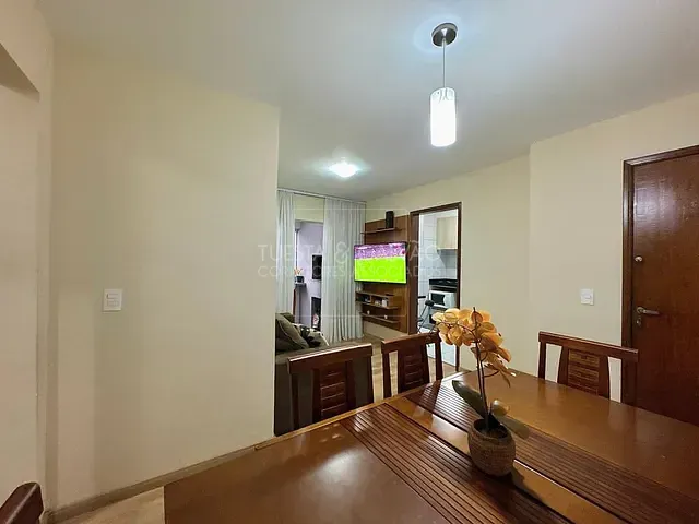 Apartamento com 63m² 3 quartos e 1 banheiro, à venda, no bairro Capão Raso em Curitiba