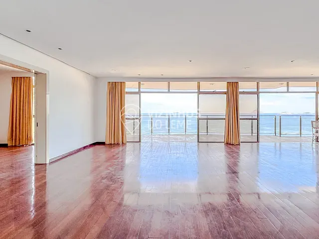 Apartamento 3 quartos e 5 banheiros, à venda, no bairro Leme em Rio de Janeiro