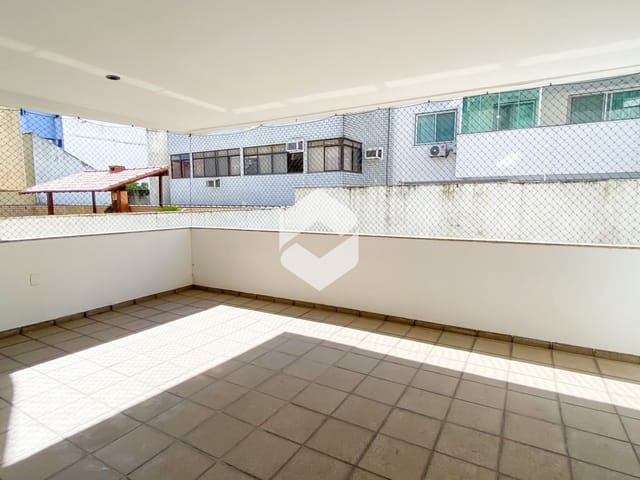 Apartamento com 200m² 4 quartos e 3 banheiros, à venda ou para alugar, no bairro Recreio dos Bandeirantes em Rio de Janeiro