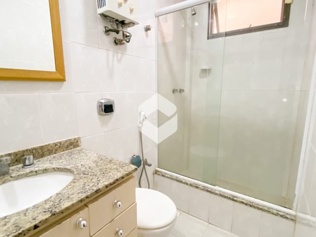 Apartamento com 200m² 4 quartos e 3 banheiros, à venda ou para alugar, no bairro Recreio dos Bandeirantes em Rio de Janeiro