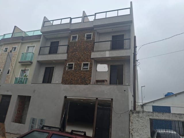 Apartamento 2 quartos e 2 banheiros, à venda, no bairro Parque Novo Oratório em Santo André