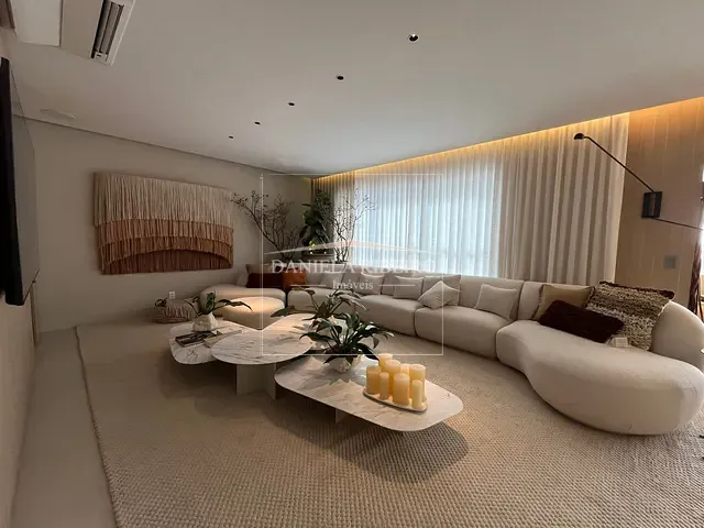 Apartamento 4 quartos e 7 banheiros, à venda, no bairro Bela Suiça em Londrina