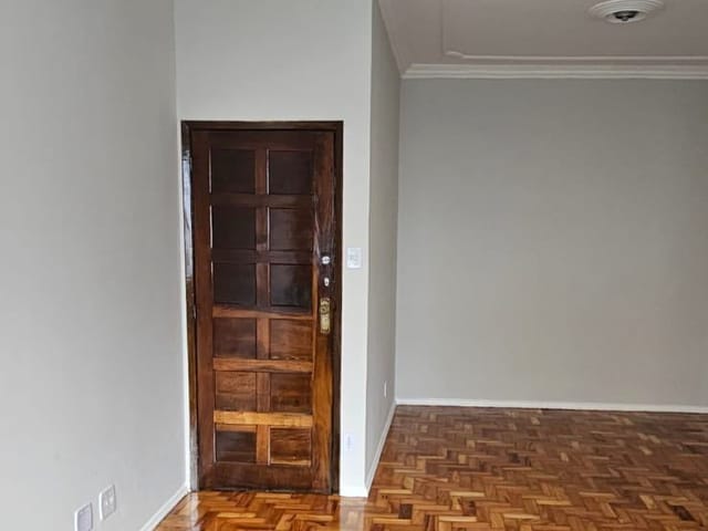 Foto do Apartamento - Lindo Apartamento Reformado - 3 Quartos no Centro de Juiz de Fora! | Dutra Imoveis