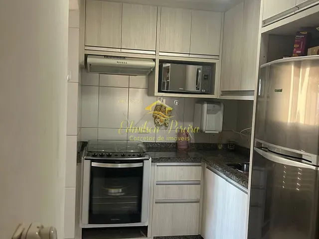 Apartamento com 75m² 3 quartos e 2 banheiros, à venda, no bairro Centro em Londrina