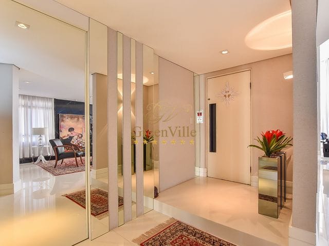 Apartamento com 638m² 4 quartos e 6 banheiros, à venda, no bairro Batel em Curitiba