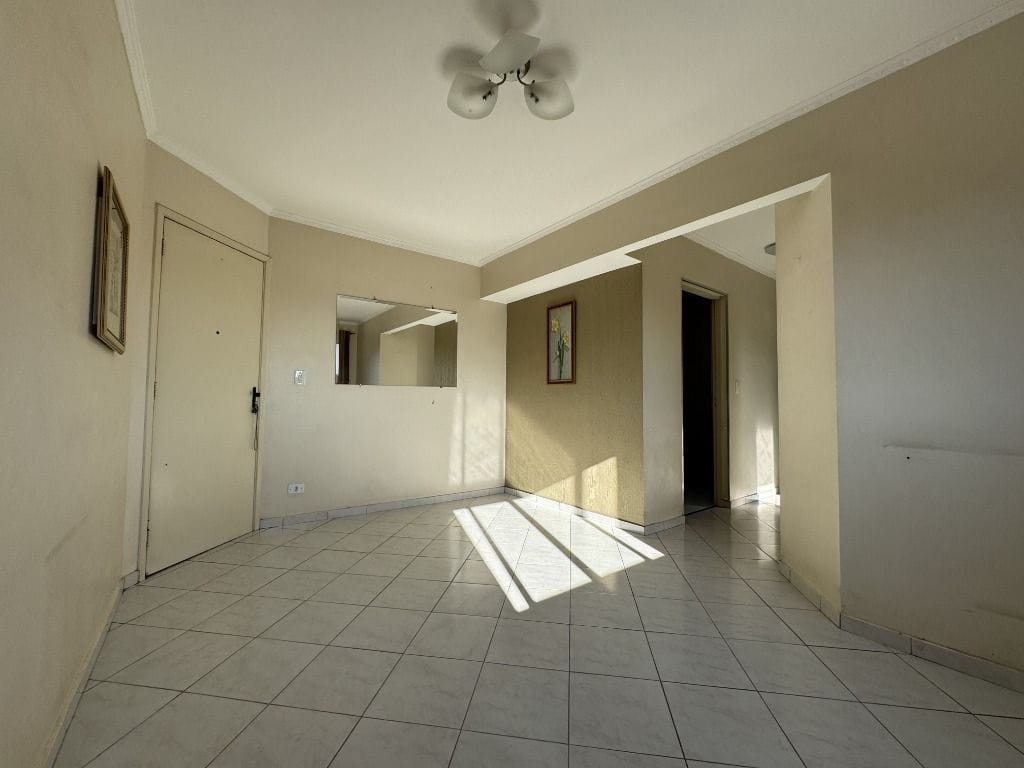 Apartamento à venda com 2 quartos, 50m² - Foto 4