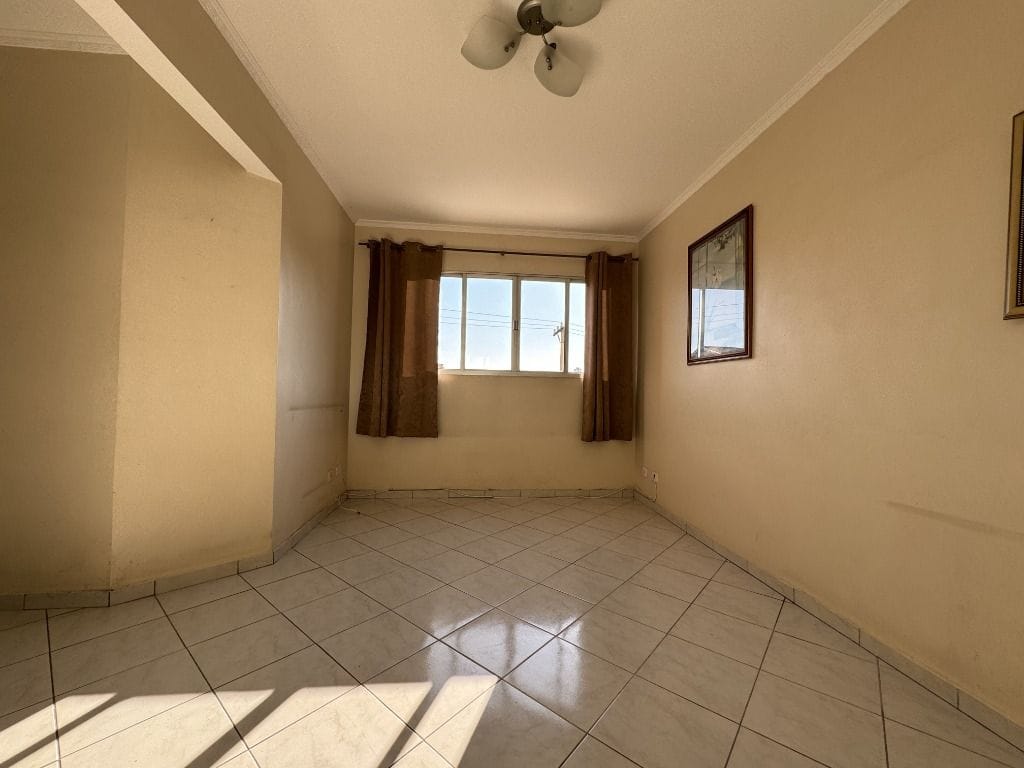 Apartamento à venda com 2 quartos, 50m² - Foto 2