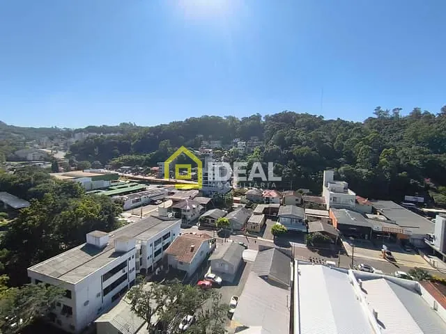 Apartamento 2 quartos e 1 banheiro, para alugar, no bairro Centro em Concórdia