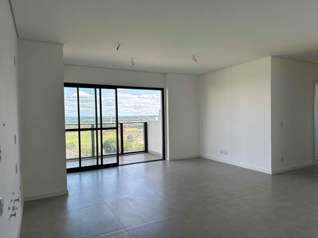 Apartamento com 182m² 3 quartos e 3 banheiros, à venda, no bairro Gleba Fazenda Palhano em Londrina