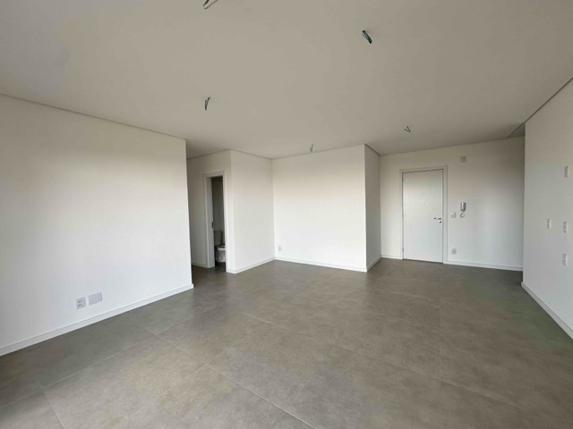 Apartamento com 182m² 3 quartos e 3 banheiros, à venda, no bairro Gleba Fazenda Palhano em Londrina
