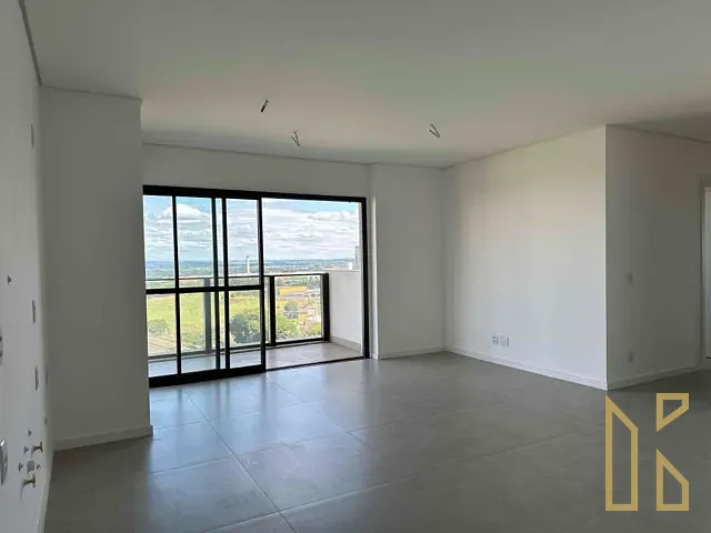 Apartamento com 182m² 3 quartos e 3 banheiros, à venda, no bairro Gleba Fazenda Palhano em Londrina