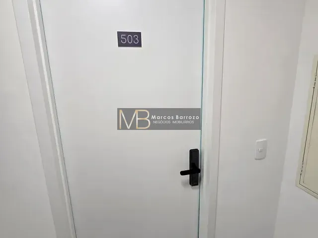 Apartamento 2 quartos e 1 banheiro, à venda, no bairro Jardim Maria Celina em Londrina