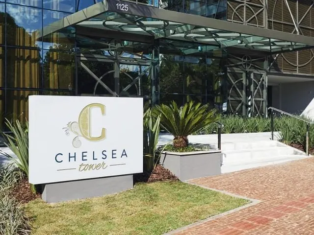Apartamento com 156m² 3 quartos e 2 banheiros, para alugar, no bairro Gleba Palhano em Londrina