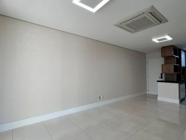 Apartamento com 156m² 3 quartos e 2 banheiros, para alugar, no bairro Gleba Palhano em Londrina