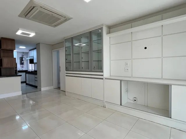 Apartamento com 156m² 3 quartos e 2 banheiros, para alugar, no bairro Gleba Palhano em Londrina