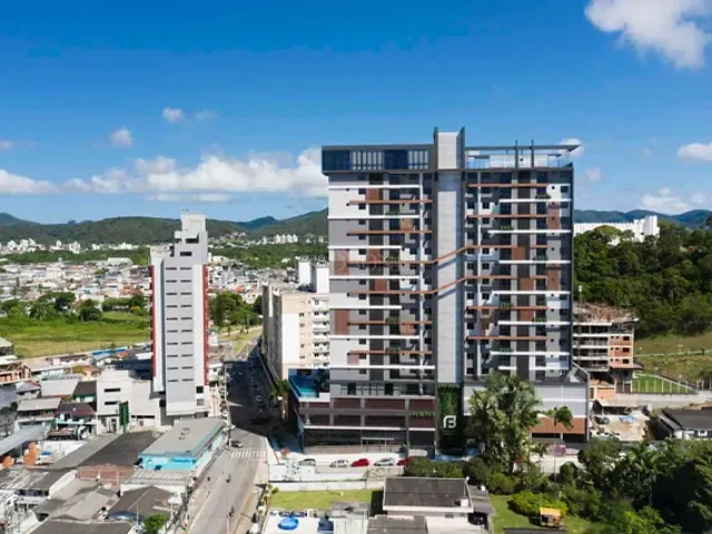 Apartamento 2 quartos e 2 banheiros, à venda, no bairro Tabuleiro em Camboriú